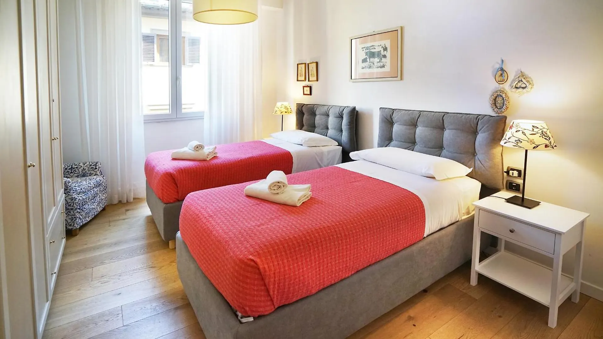 Arnolfhouse Apartment Florence
