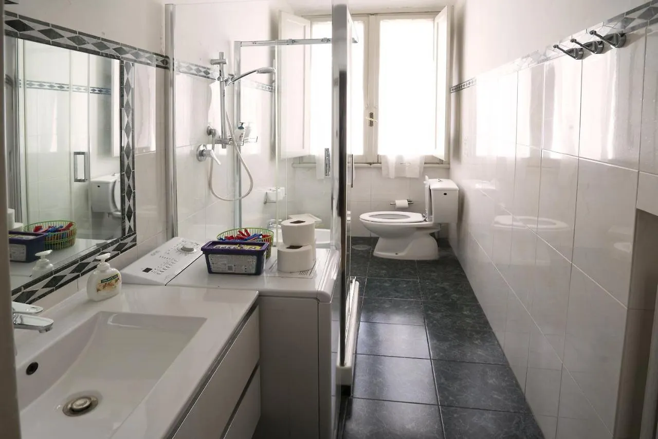 Arnolfhouse Daire Floransa İtalya